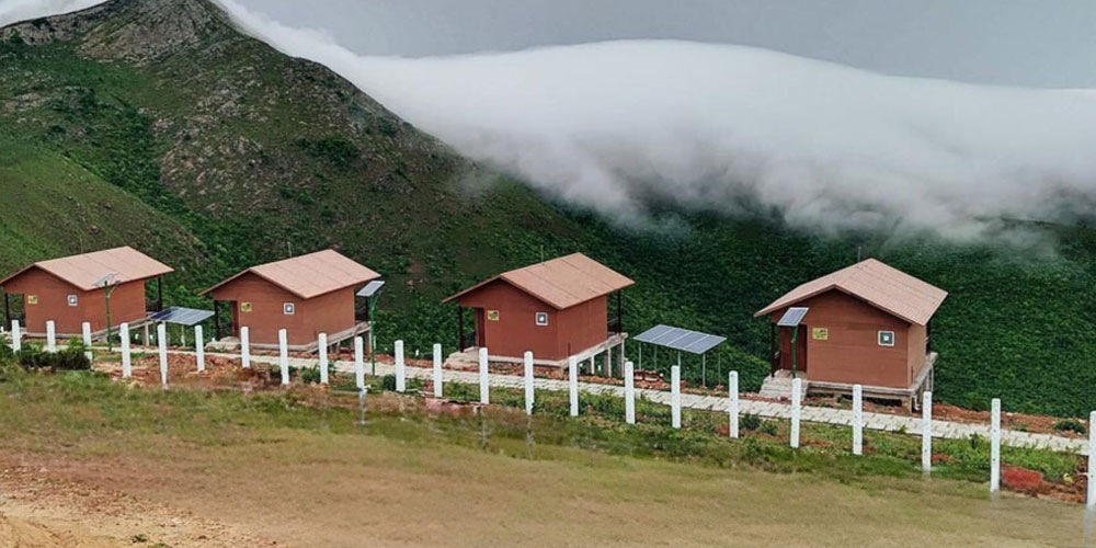Experience-the-Magic-of-the-Eastern-Ghats-Your-Ultimate-Guide-to-a-Memorable-Stay-at-Deomali-with-Desia-Koraput