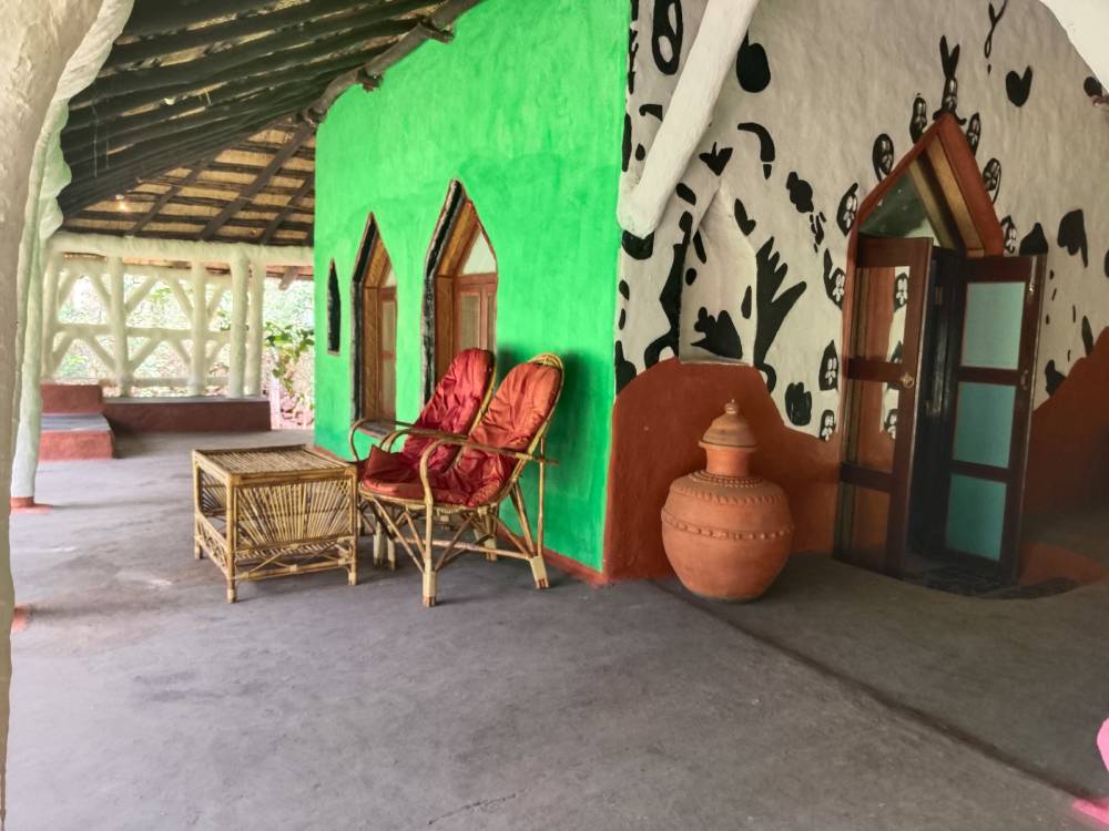 Premium-Mud-Cottage-2