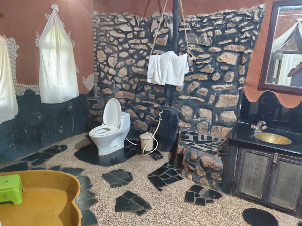 Premium-Mud-Cottage-6