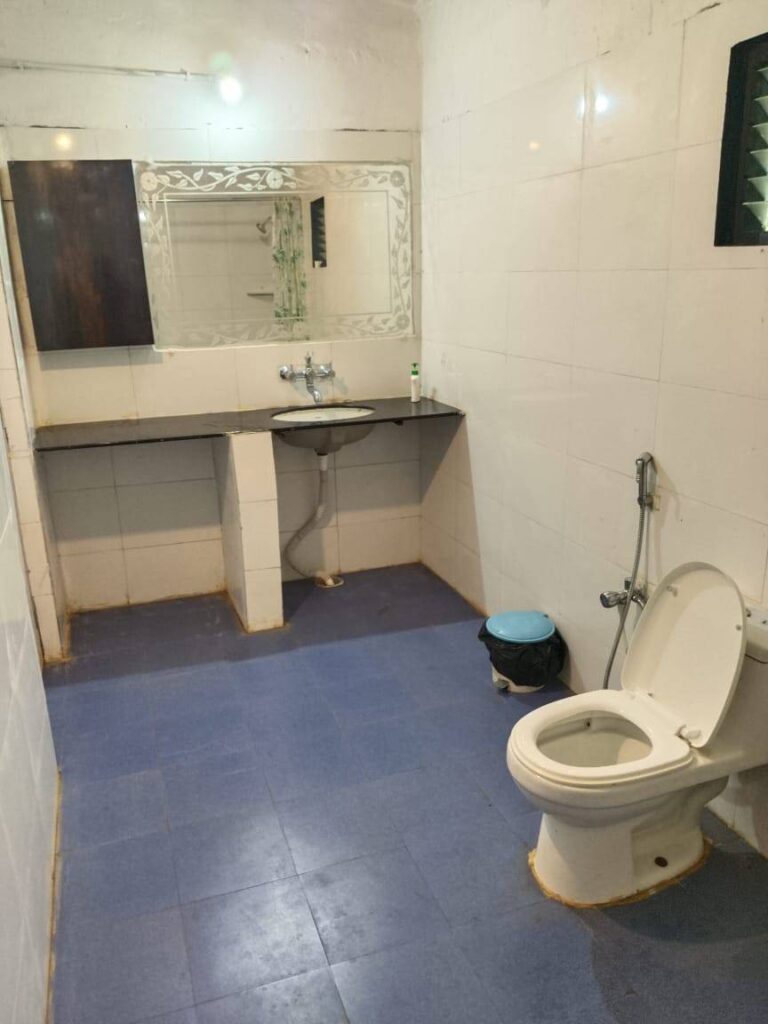Standard-Room-6